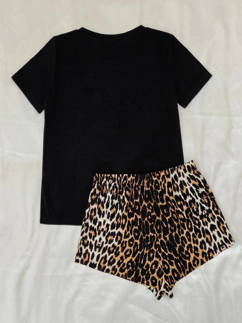 SAMPLE Leopard Lip Graphic Top and Shorts Lounge Set
